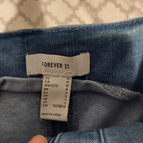 Forever 21‎ Denim Belted Mini Dress - Picture 4 of 7